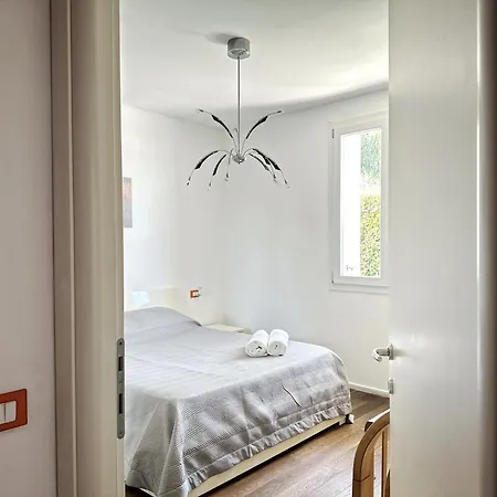 Apartment Parisi Bnb - Venezia Aeroporto Marco Polo Tessera