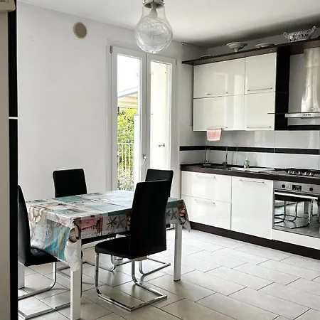 Parisi Bnb - Venezia Aeroporto Marco Polo Apartment Tessera